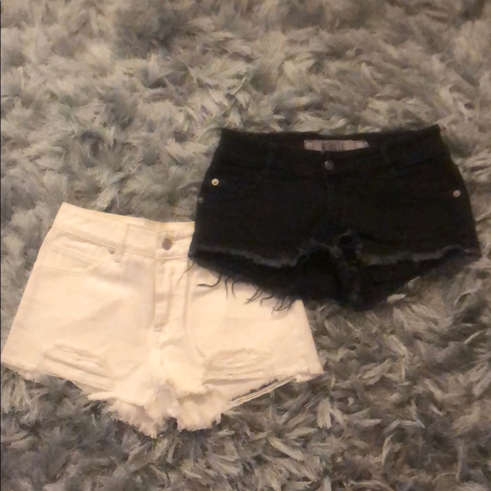 Brandy Melville shorts lot